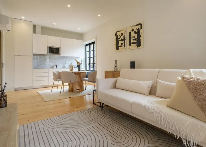 Art Deco 32 Luxury 2br Downtown Metro Ac פורטו