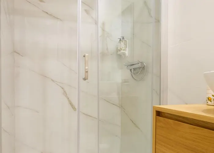 Art Deco 32 Luxury 2br Downtown Metro Ac *