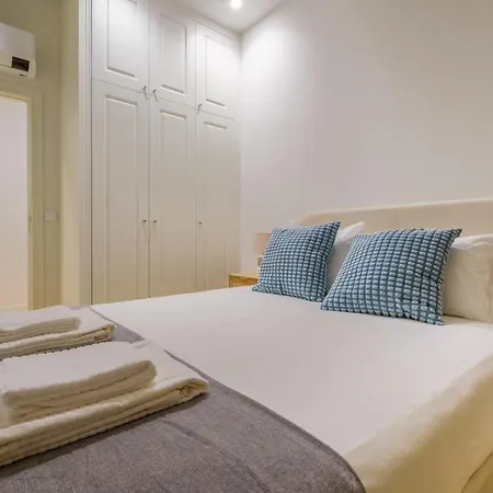 Art Deco 32 Luxury 2br Downtown Metro Ac Apartman