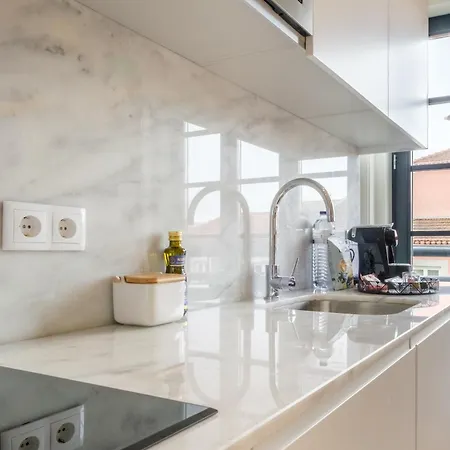 Art Deco 32 Luxury 2br Downtown Metro Ac