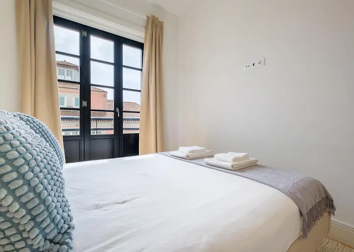 Art Deco 32 Luxury 2br Downtown Metro Ac アパート ポルト